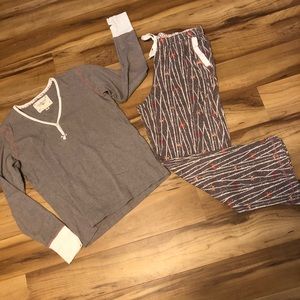 Cuddl Duds pajama set